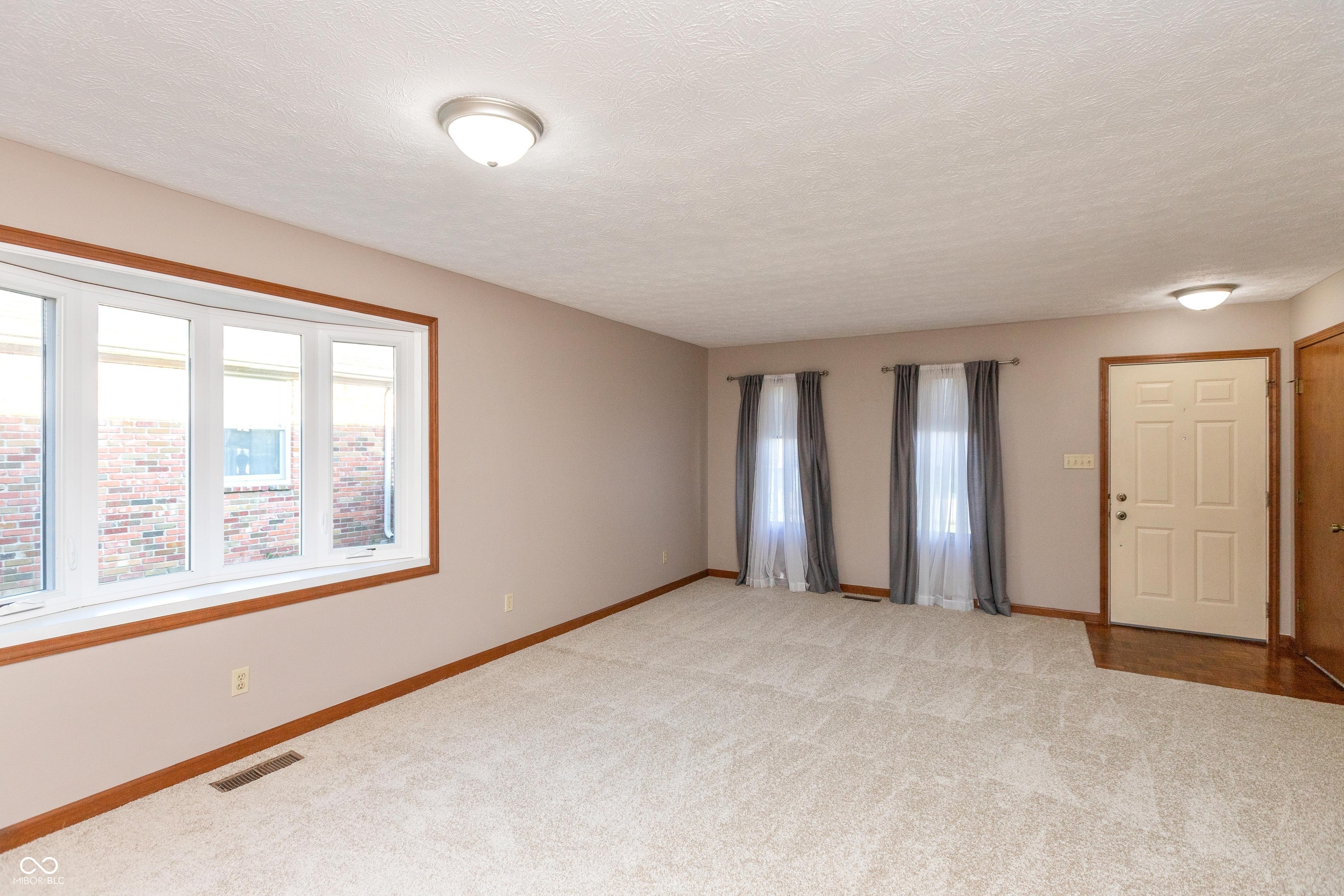 315 E College Avenue 20