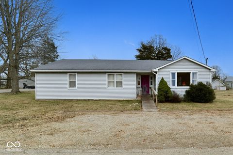 Photo of 295 N Magnolia Street, Arcadia, IN 46030 (MLS # 22076261)