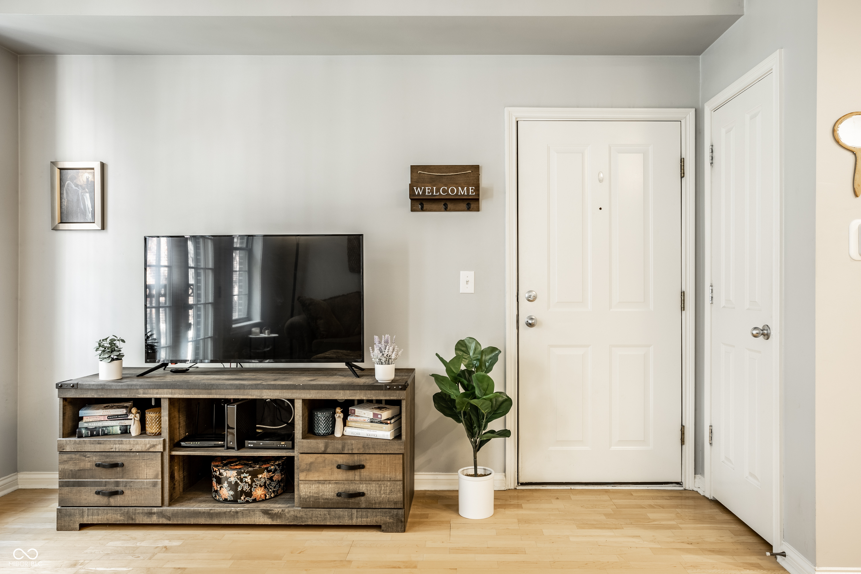 216 N Cleveland Street C