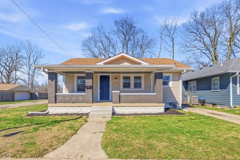 Photo of 3674 Creston Drive, Indianapolis, IN 46222 (MLS # 22090765)