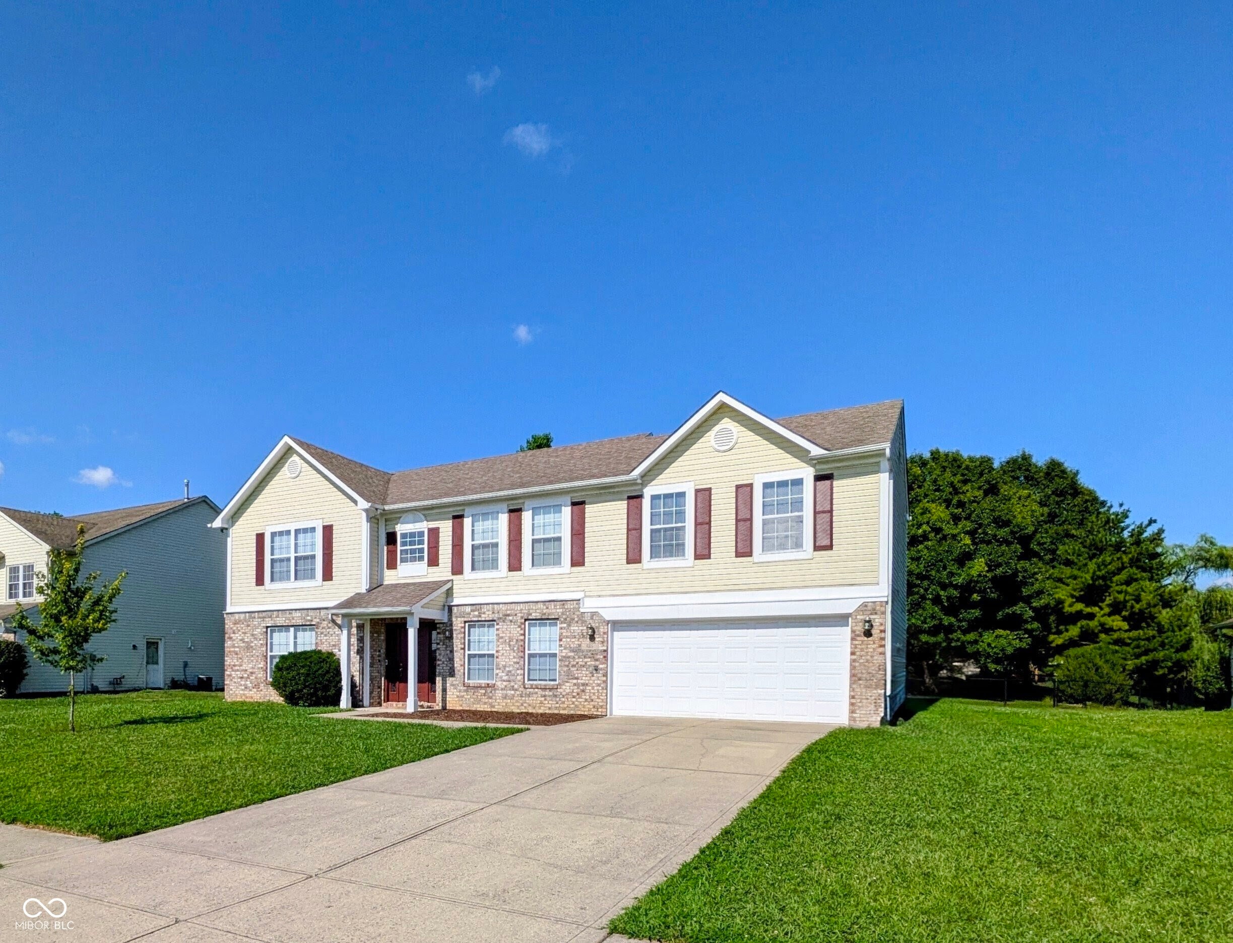 665 Hummingbird Lane