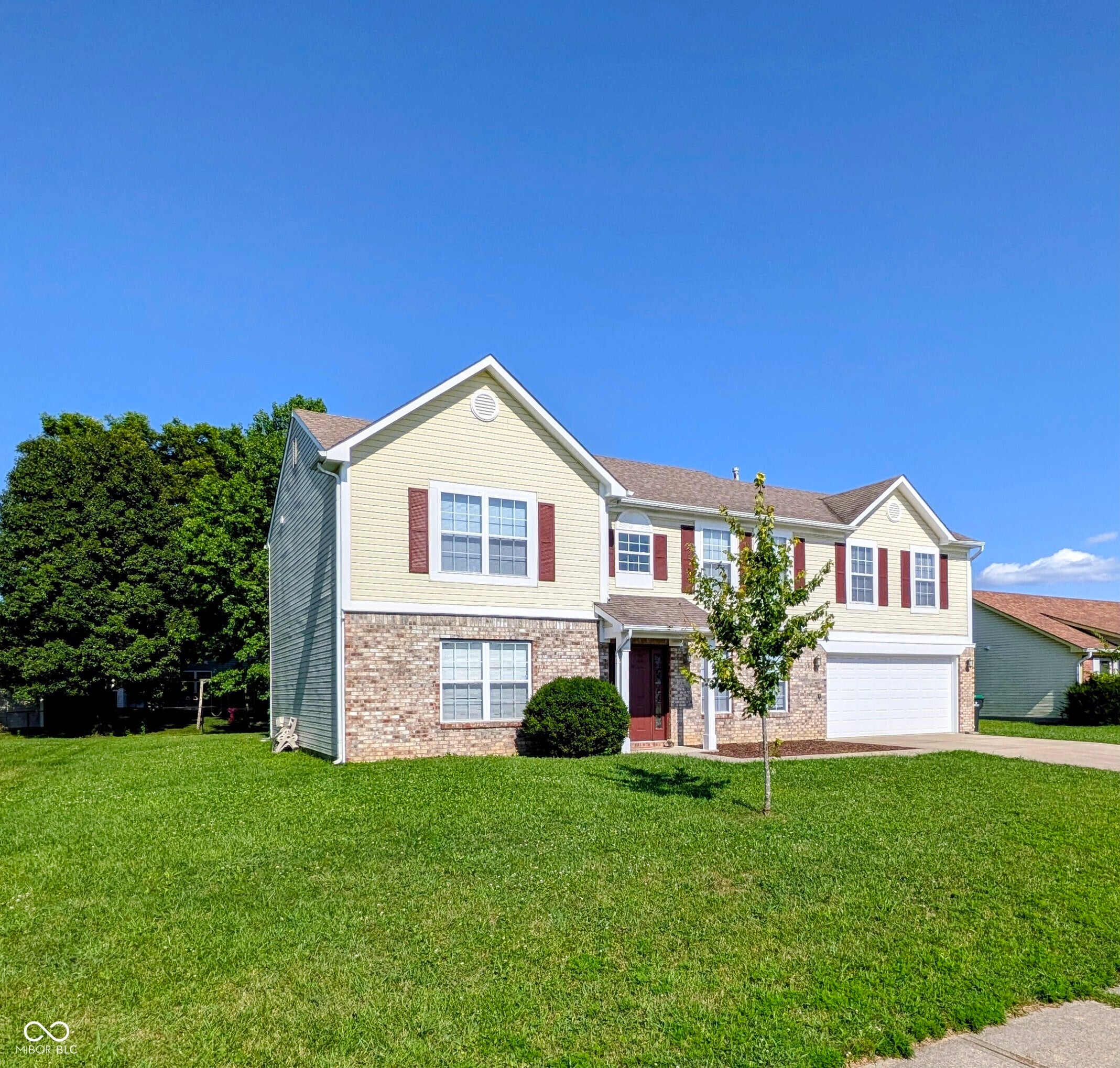 665 Hummingbird Lane