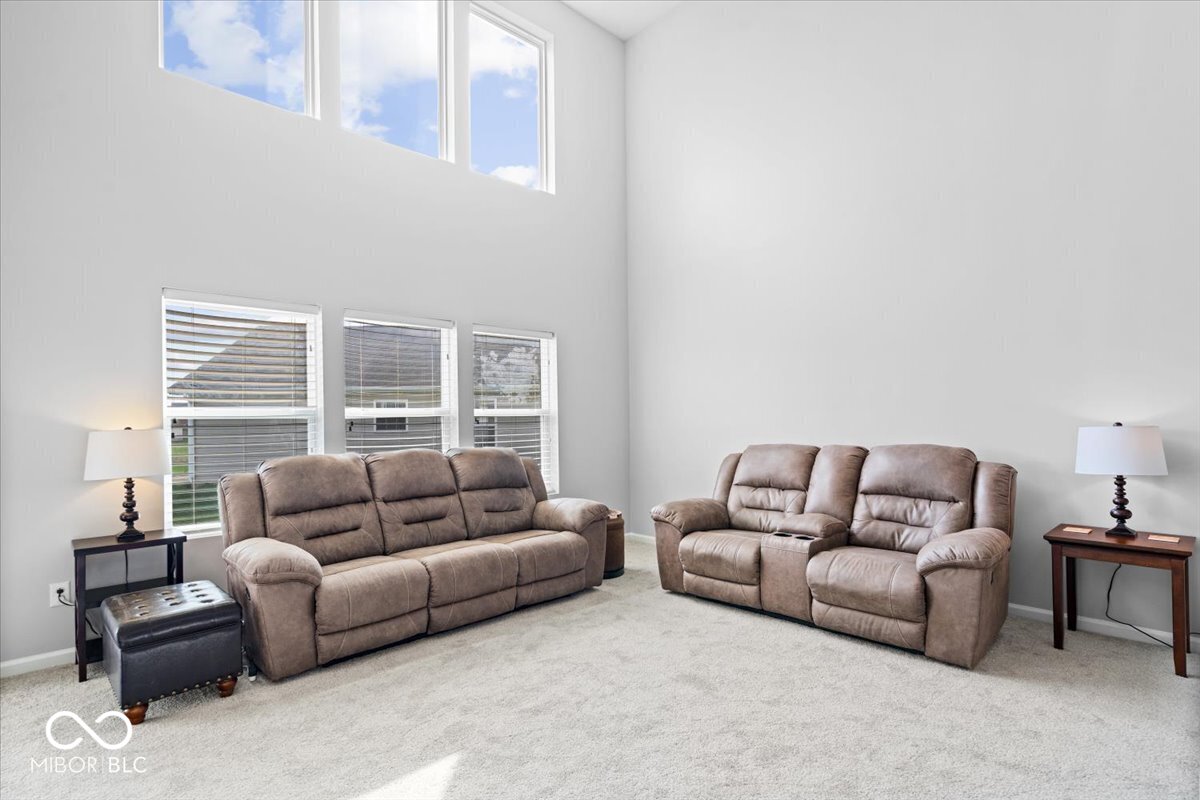 15444 Old Pond Circle