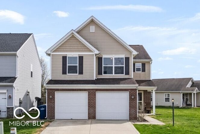 15444 Old Pond Circle