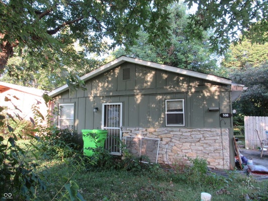 506 WAYNE AVE, CRAWFORDSVILLE, IN 47933 - Image 79d024f708a37f8bbfc6389ff088e67c/1277504846