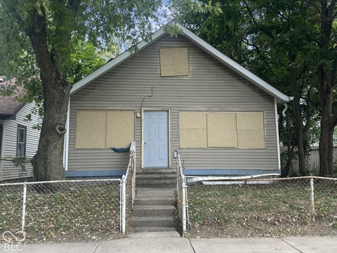 Photo of 1412 Lawton Avenue, Indianapolis, IN 46203 (MLS # 22132120)