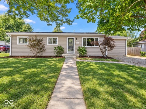 Photo of 2702 S Randolph Street, Indianapolis, IN 46203 (MLS # 22124886)