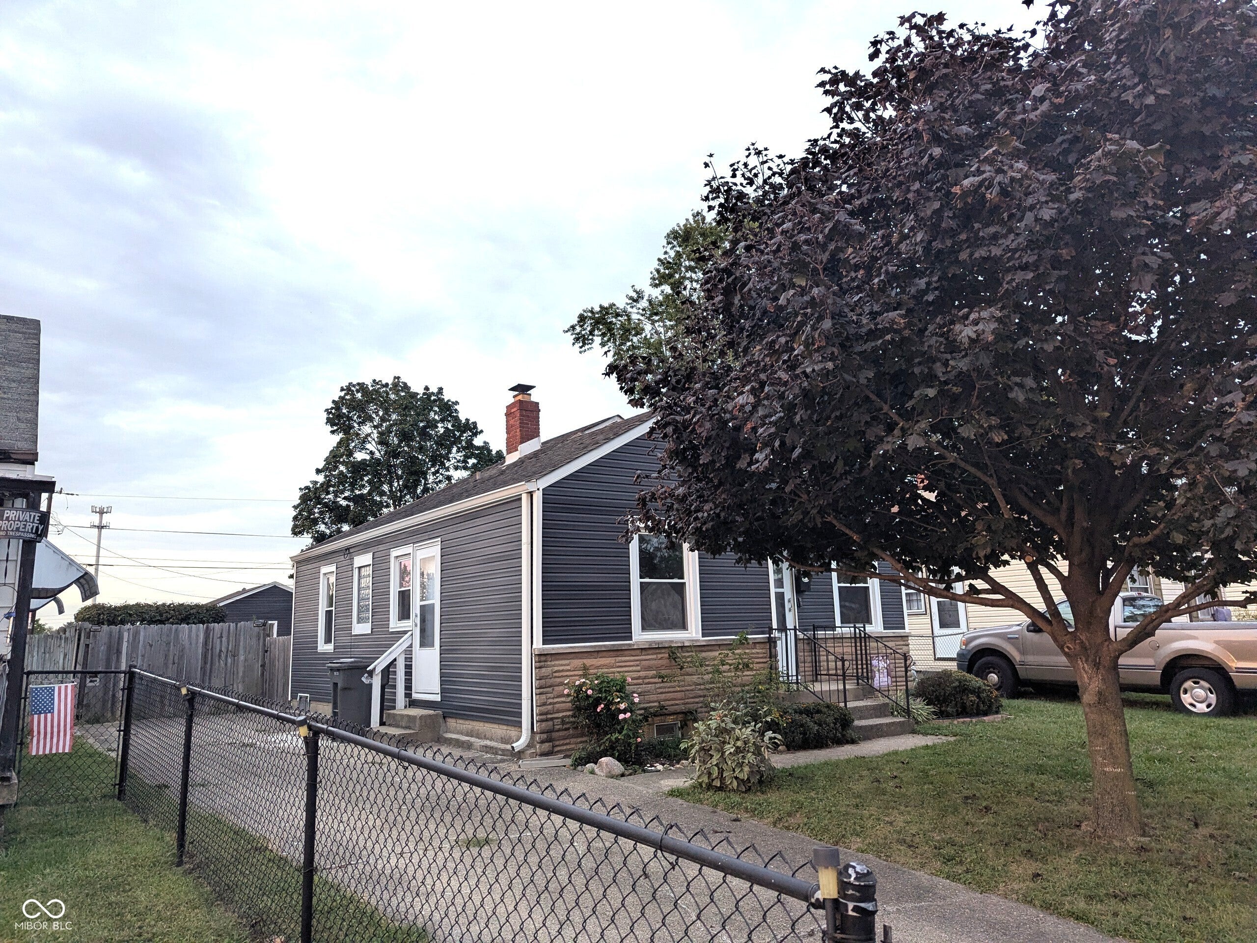 1810 Calhoun Street