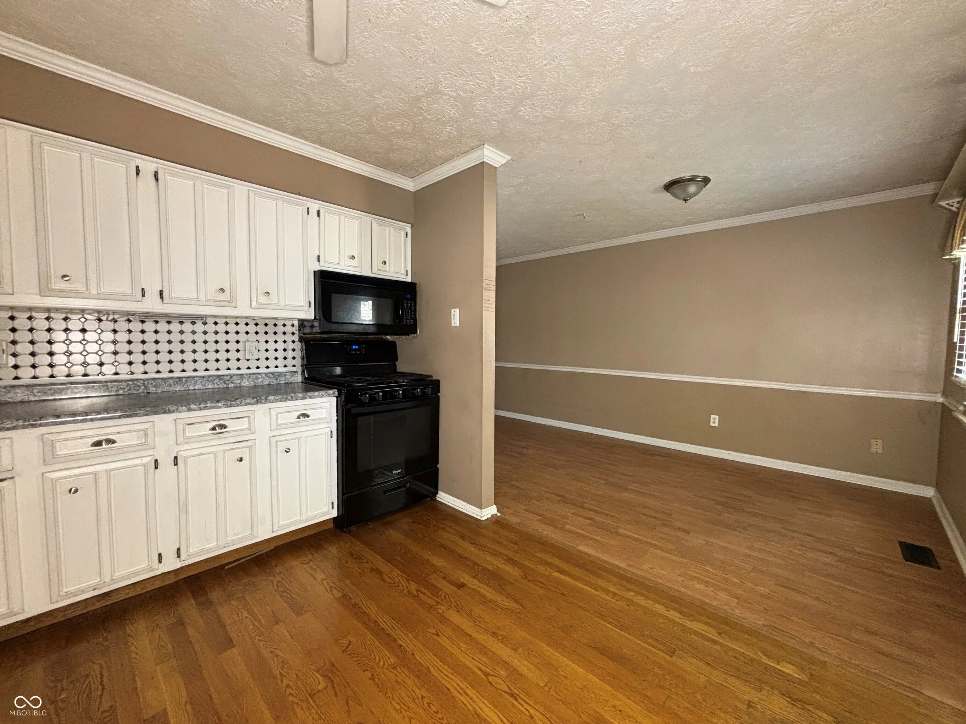 Lebanon, Indiana 46052, United States, 2 Bedrooms Bedrooms, ,2 BathroomsBathrooms,Residential,Pending,118643