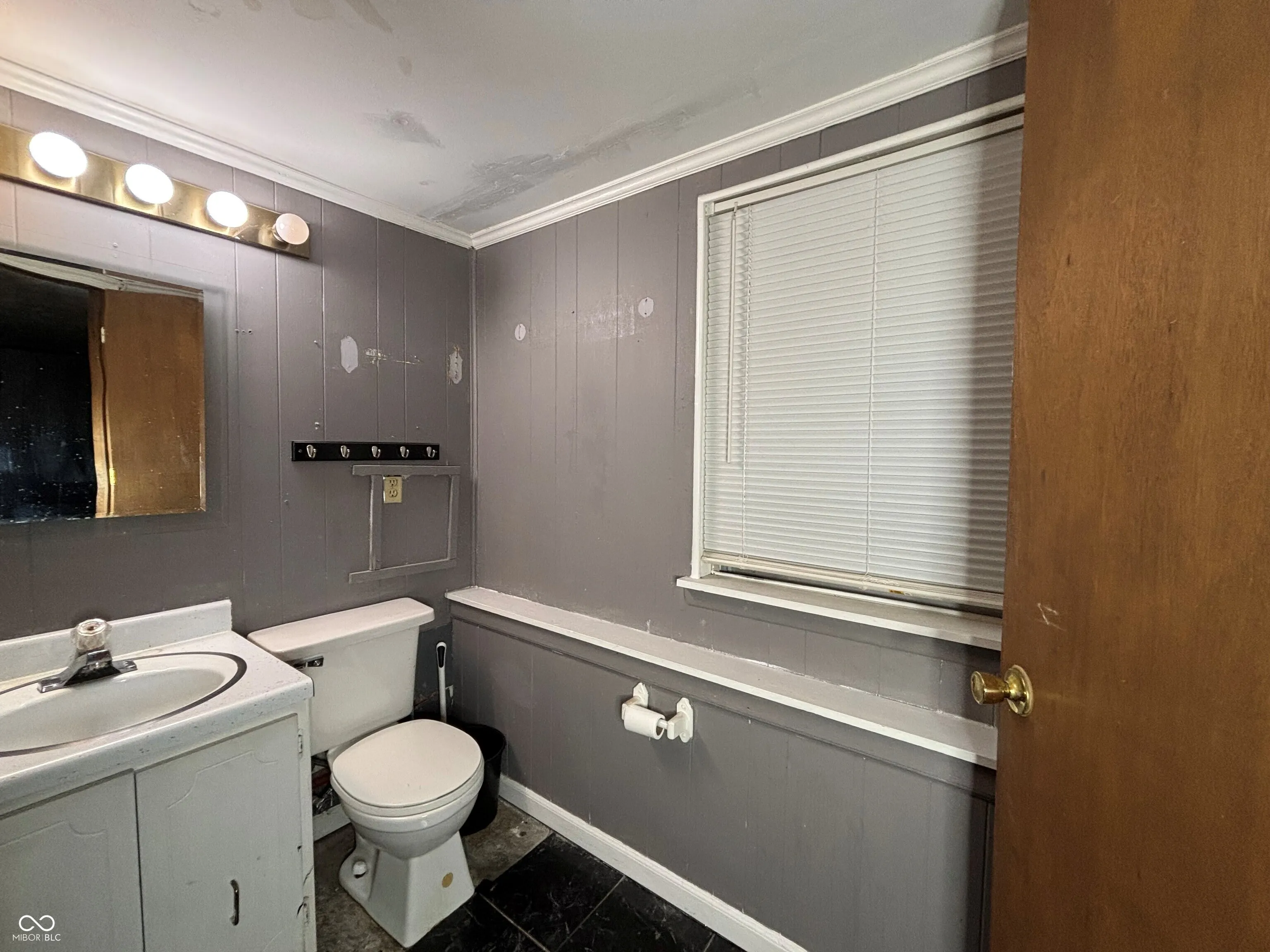 Lebanon, Indiana 46052, United States, 2 Bedrooms Bedrooms, ,2 BathroomsBathrooms,Residential,Pending,118643