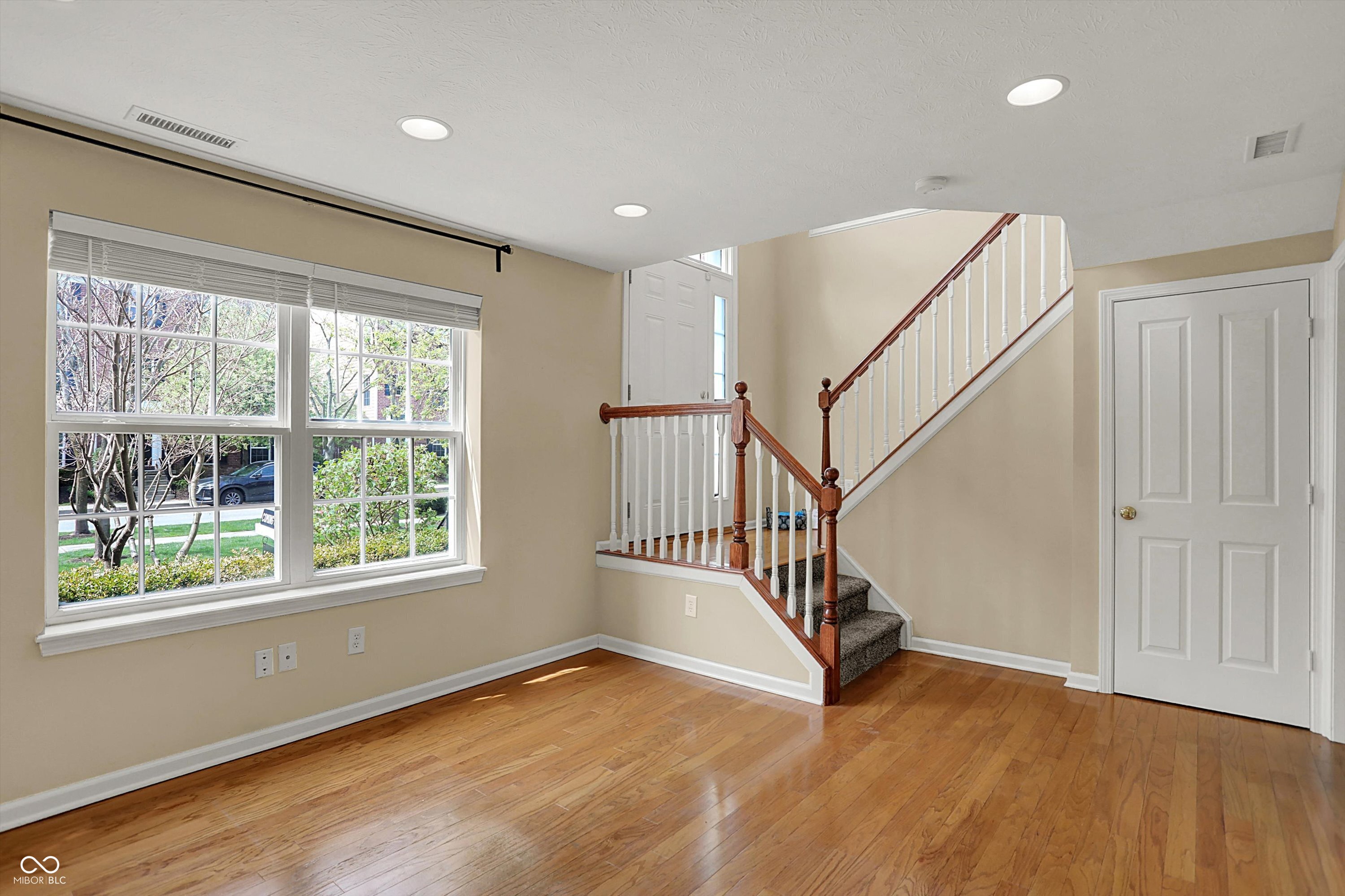 918 Rosalind Place