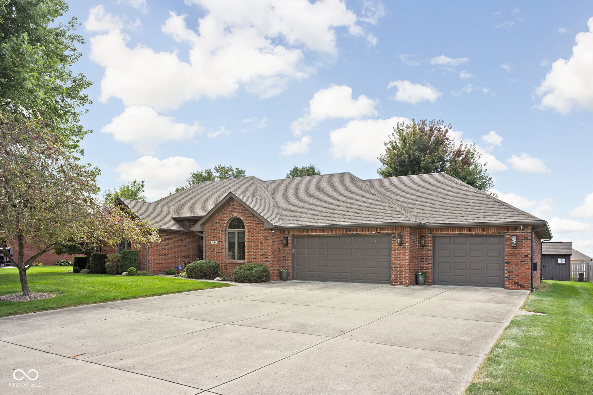 839 Deerfield Road