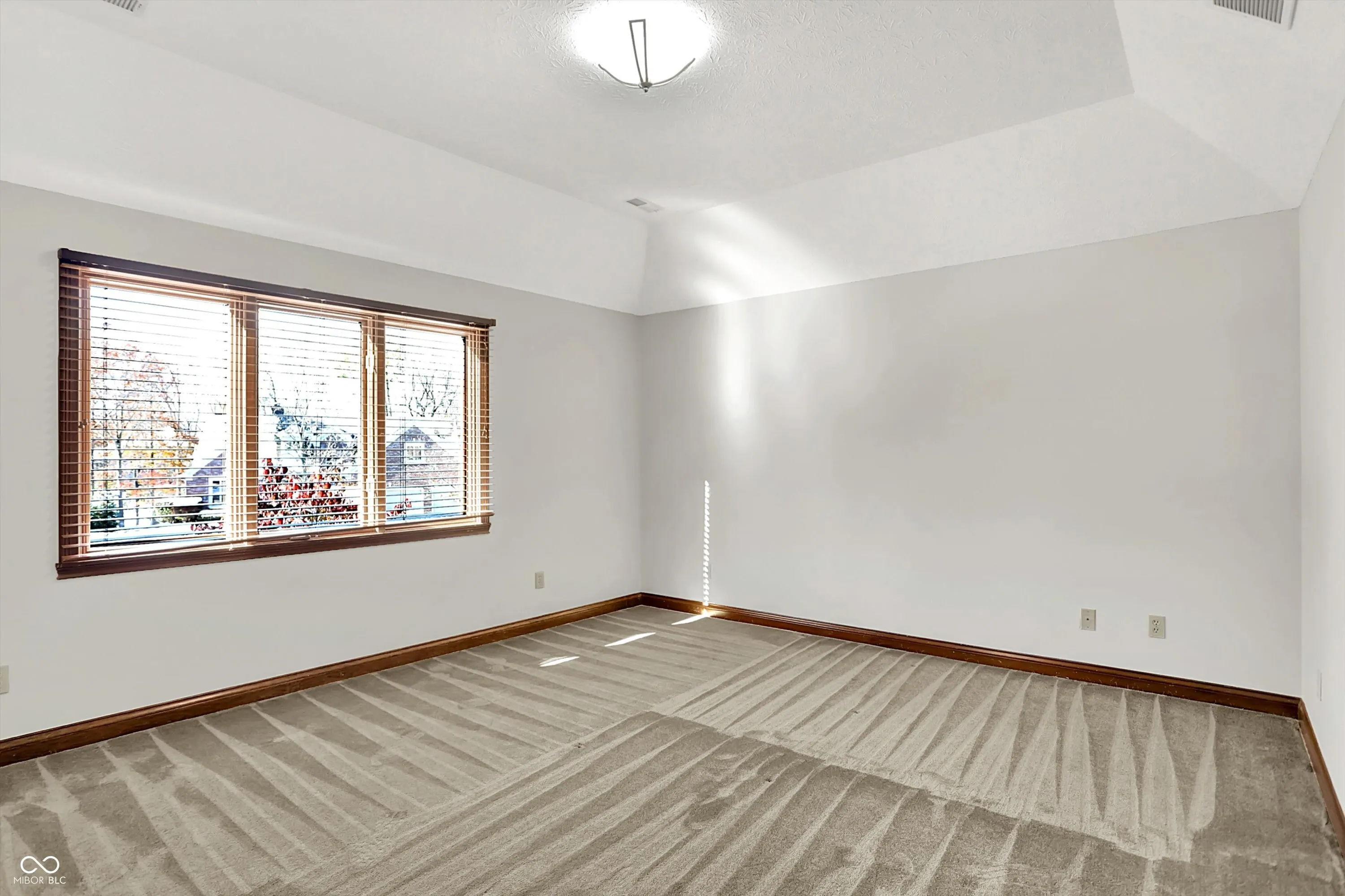 Fishers, Indiana 46037, United States, 7 Bedrooms Bedrooms, ,6 BathroomsBathrooms,Residential,Active,244398