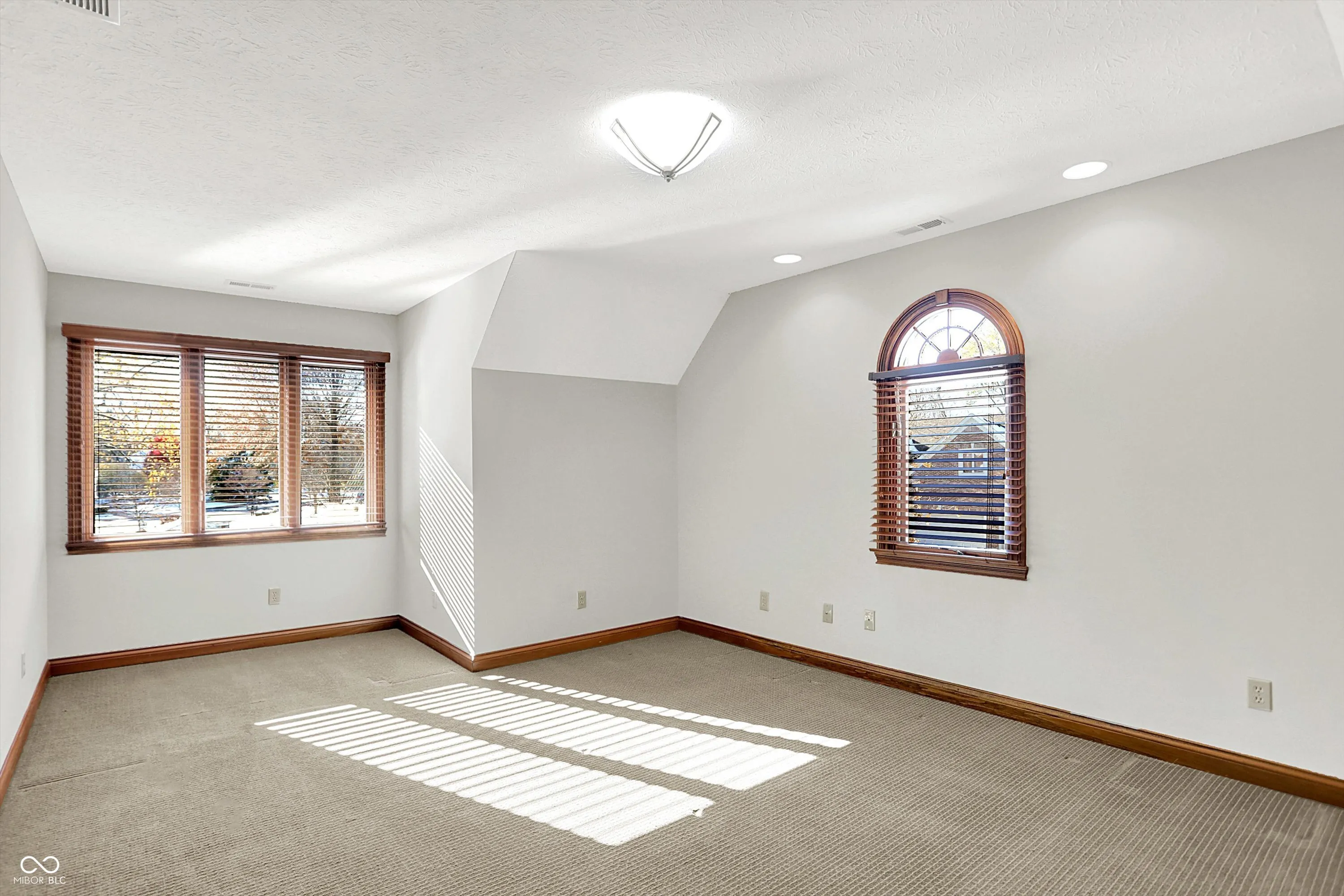 Fishers, Indiana 46037, United States, 7 Bedrooms Bedrooms, ,6 BathroomsBathrooms,Residential,Active,244398