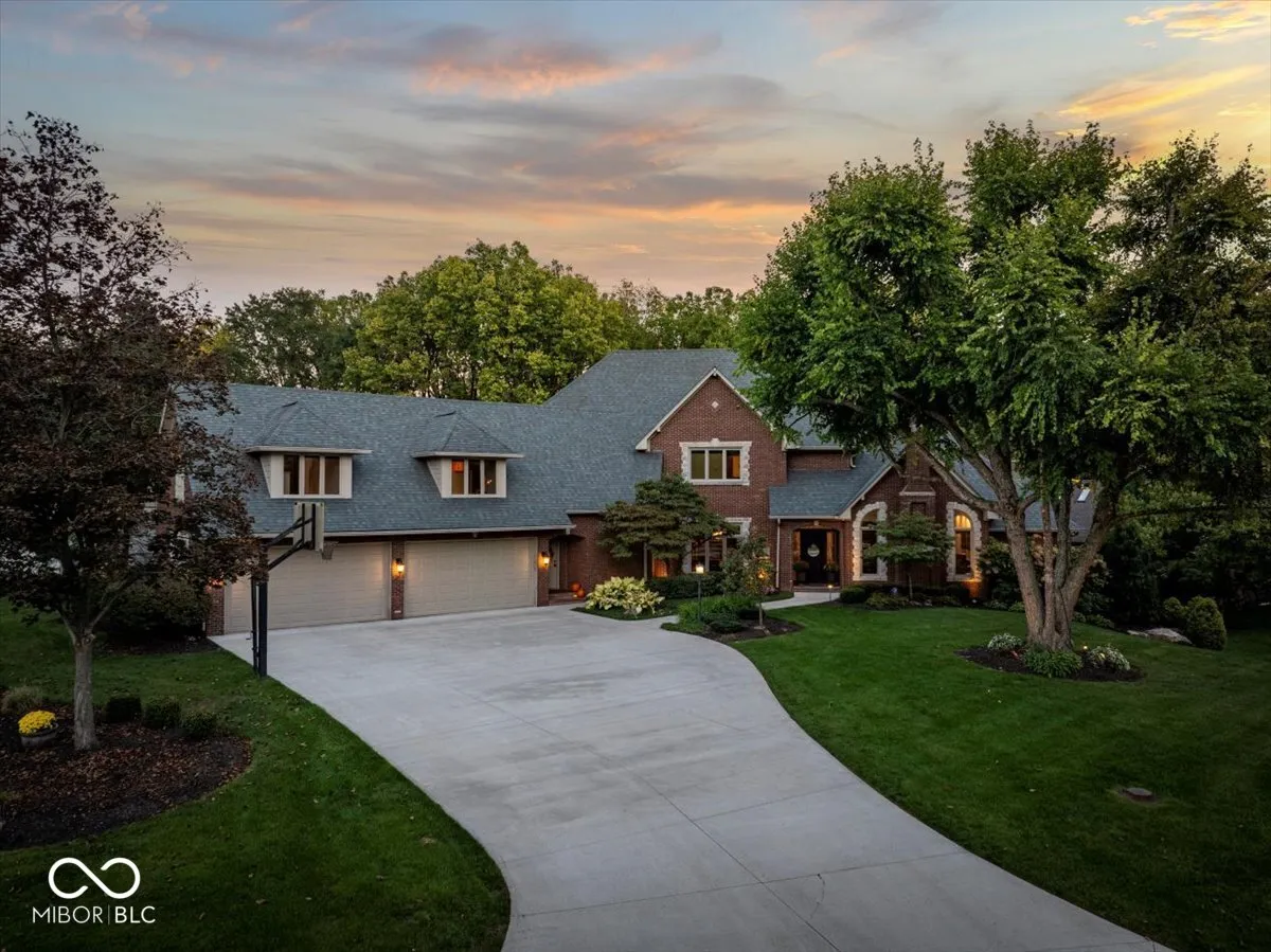 Fishers, Indiana 46037, United States, 7 Bedrooms Bedrooms, ,6 BathroomsBathrooms,Residential,Active,244398