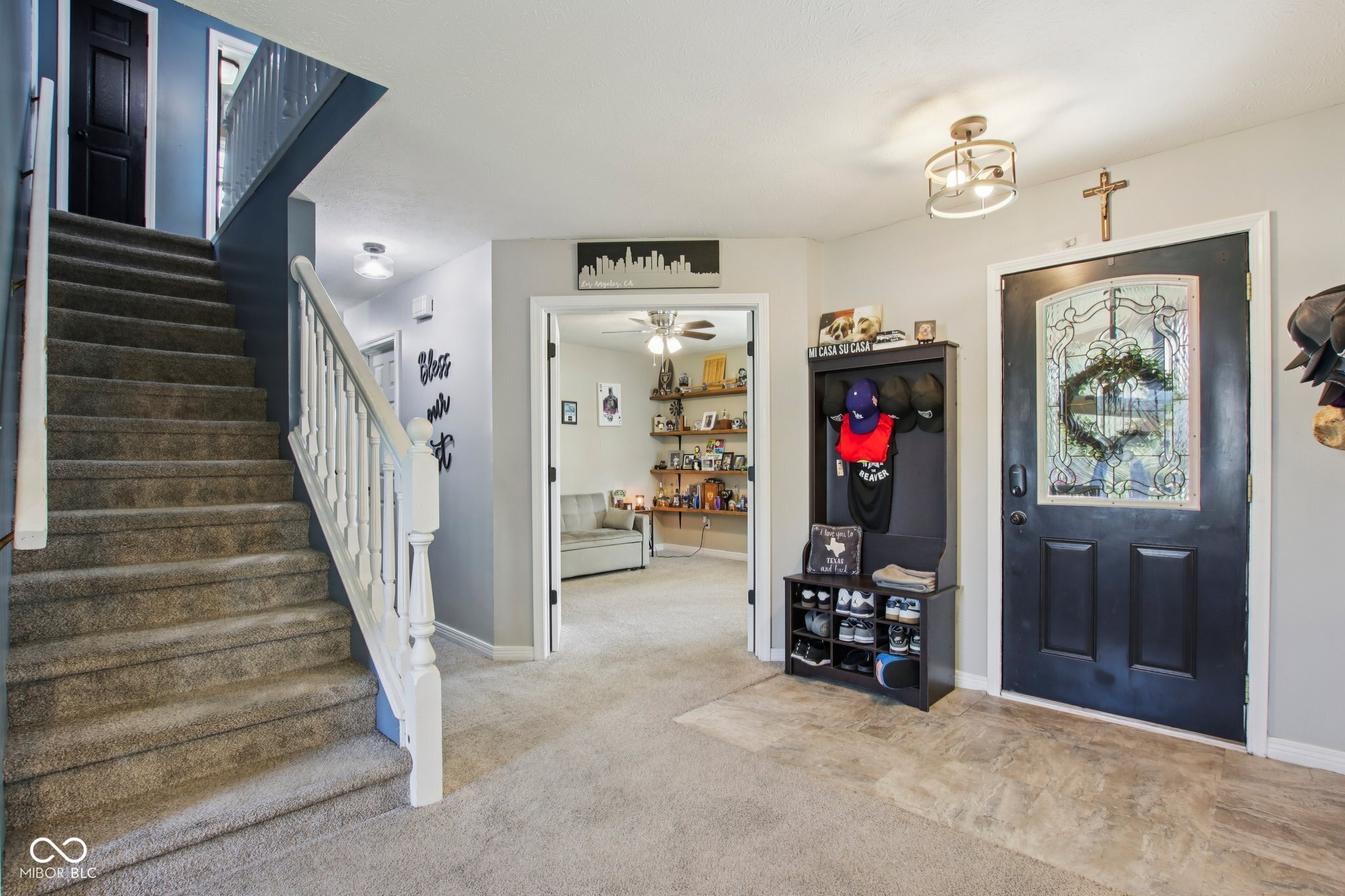 1694 Williamsburg Lane