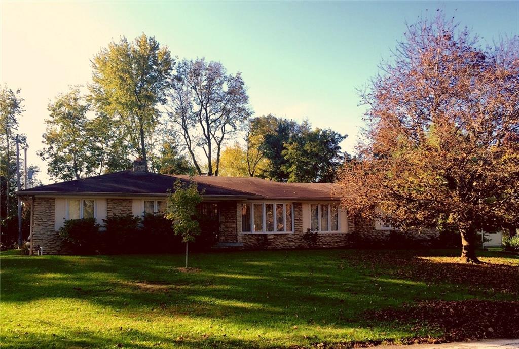 Photo 1 of 19 — 601 Brookview Drive, Greenwood, IN 46142