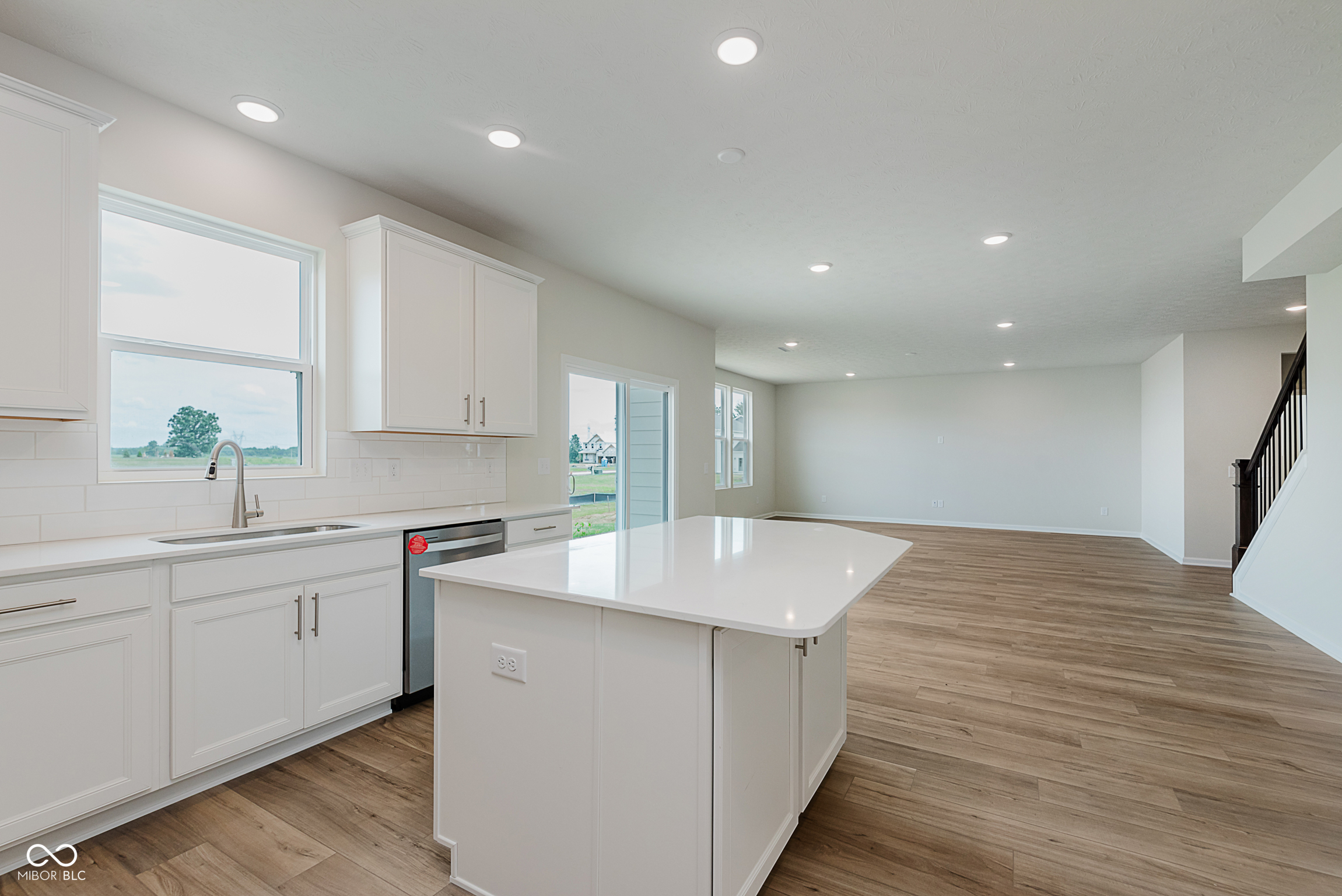 6421 Springtide Court