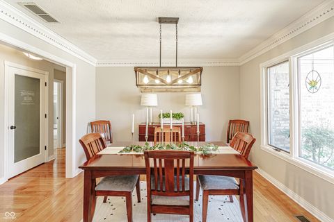 5875 Annanhill Court Avon IN 46123