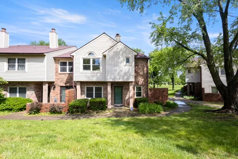 9572 Maple Way, Indianapolis, IN 46268 - MLS#: 22039190