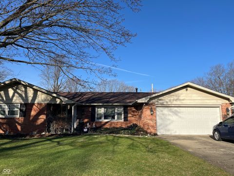 Photo of 39 S Mustin Drive, Anderson, IN 46012 (MLS # 22088490)