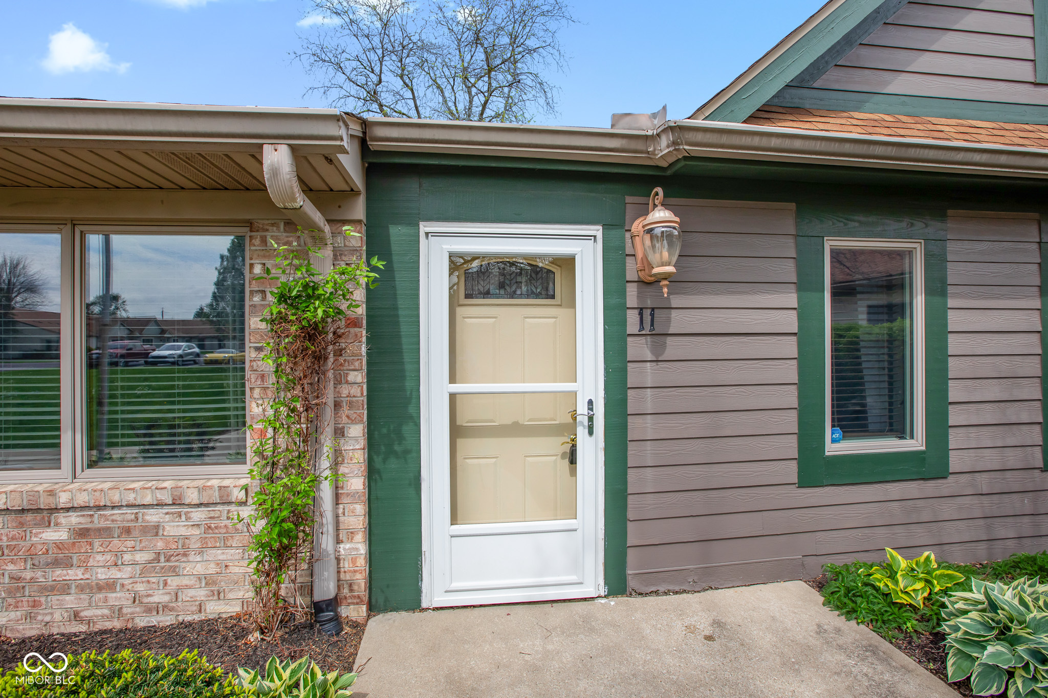 1711 Lafayette Avenue UNIT 11