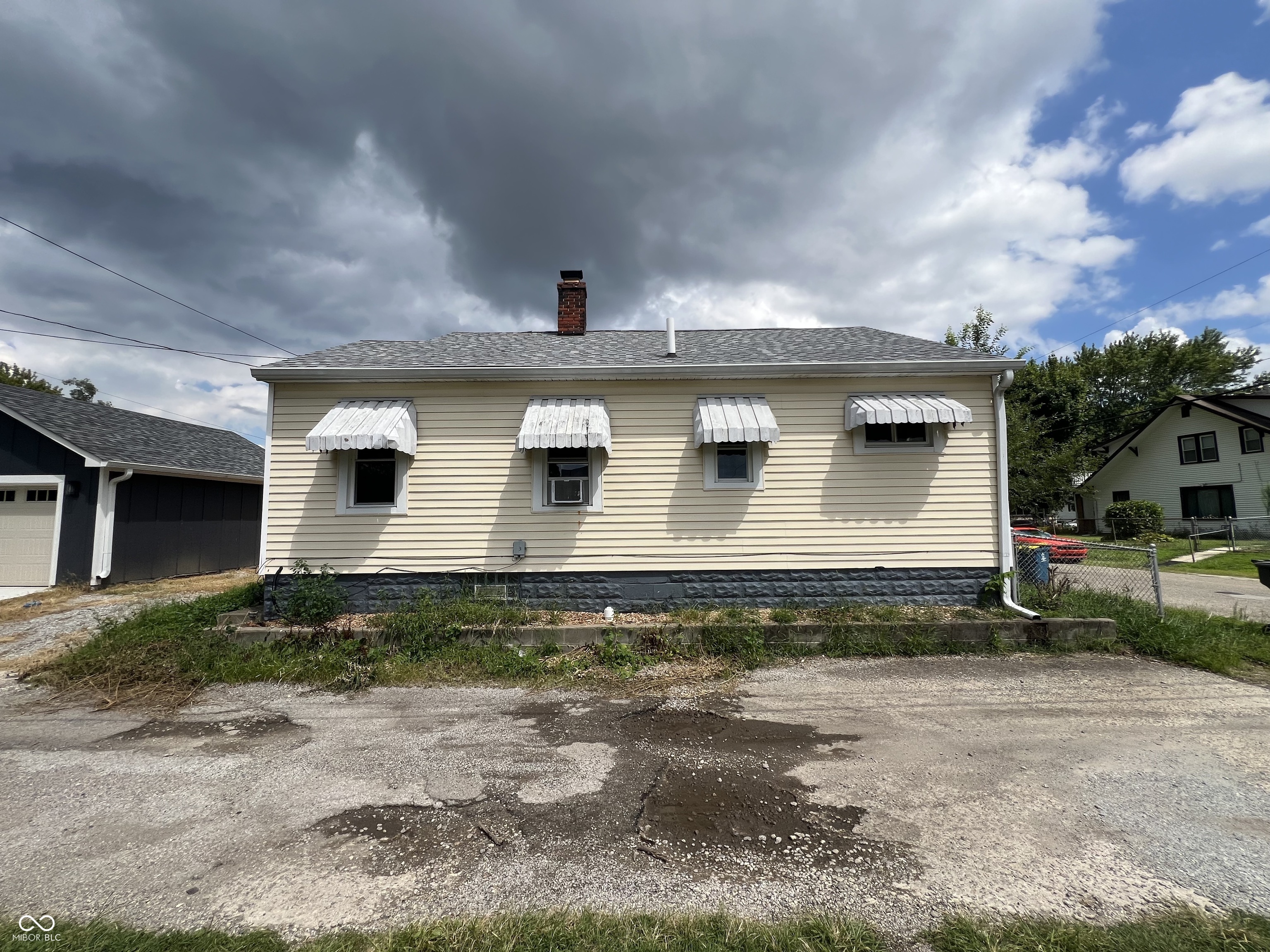 1902 Koehne Street
