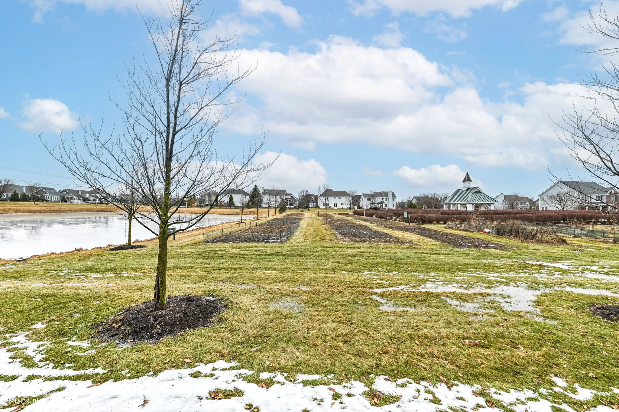 Westfield, Indiana 46074, United States, 3 Bedrooms Bedrooms, ,2 BathroomsBathrooms,Residential,Pending,10919