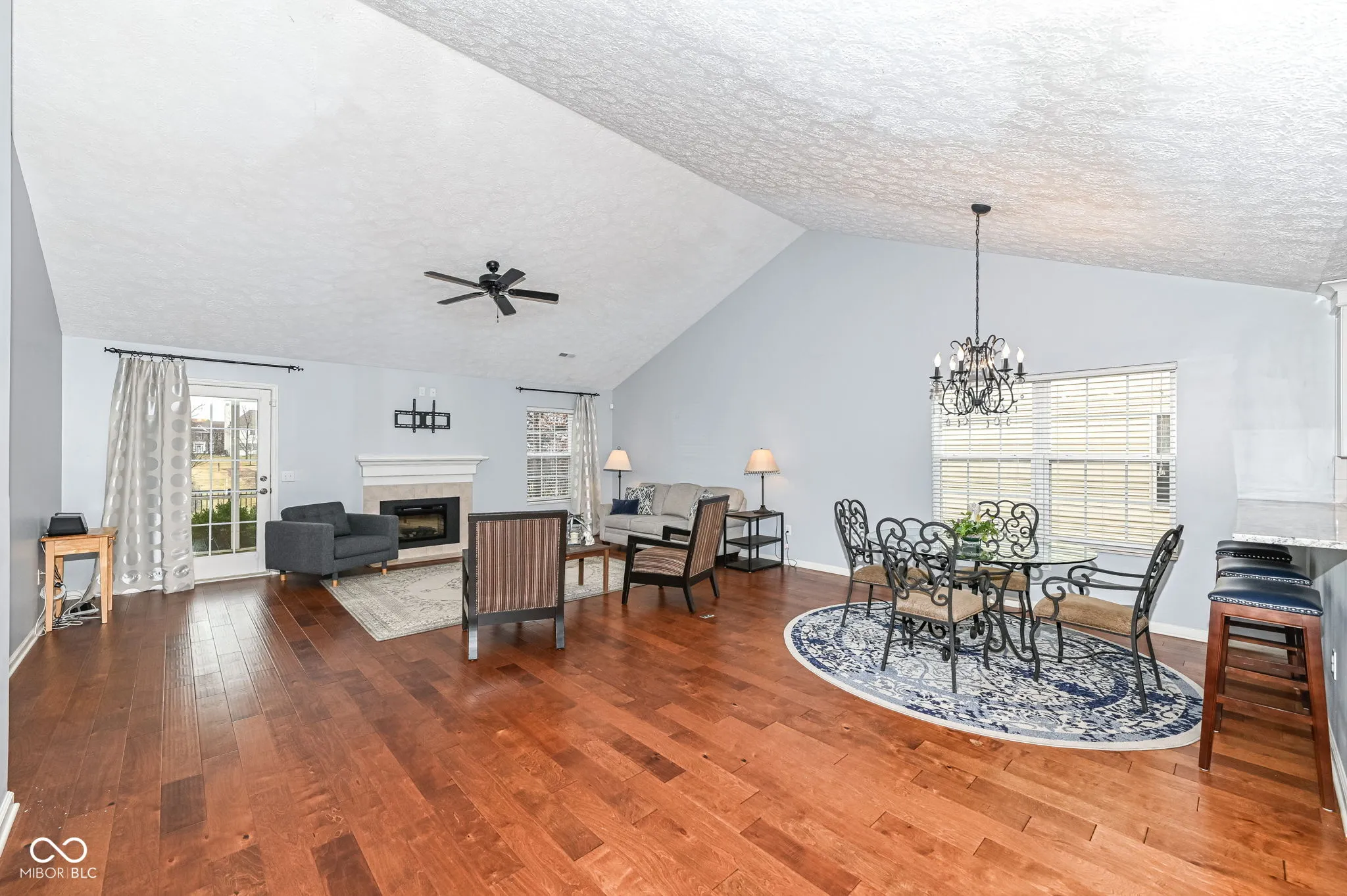 Westfield, Indiana 46074, United States, 3 Bedrooms Bedrooms, ,2 BathroomsBathrooms,Residential,Pending,10919