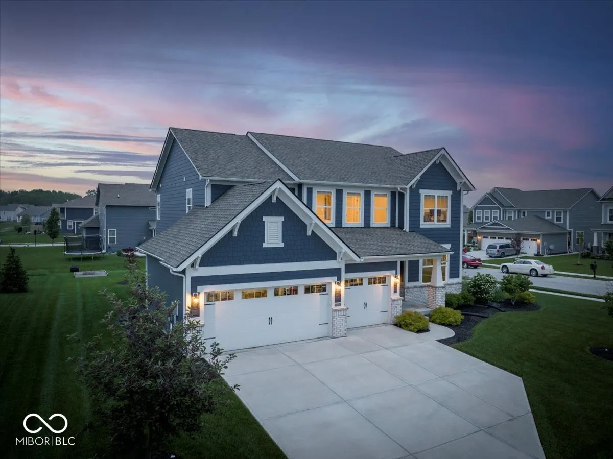 Fortville, Indiana 46040, United States, 6 Bedrooms Bedrooms, ,5 BathroomsBathrooms,Residential,Active,136985