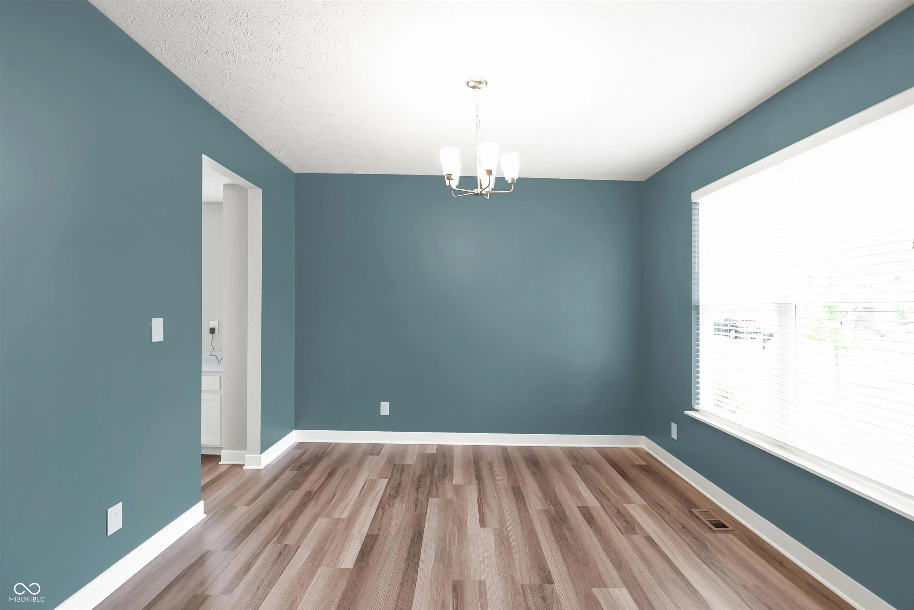 Fortville, Indiana 46040, United States, 6 Bedrooms Bedrooms, ,5 BathroomsBathrooms,Residential,Active,136985