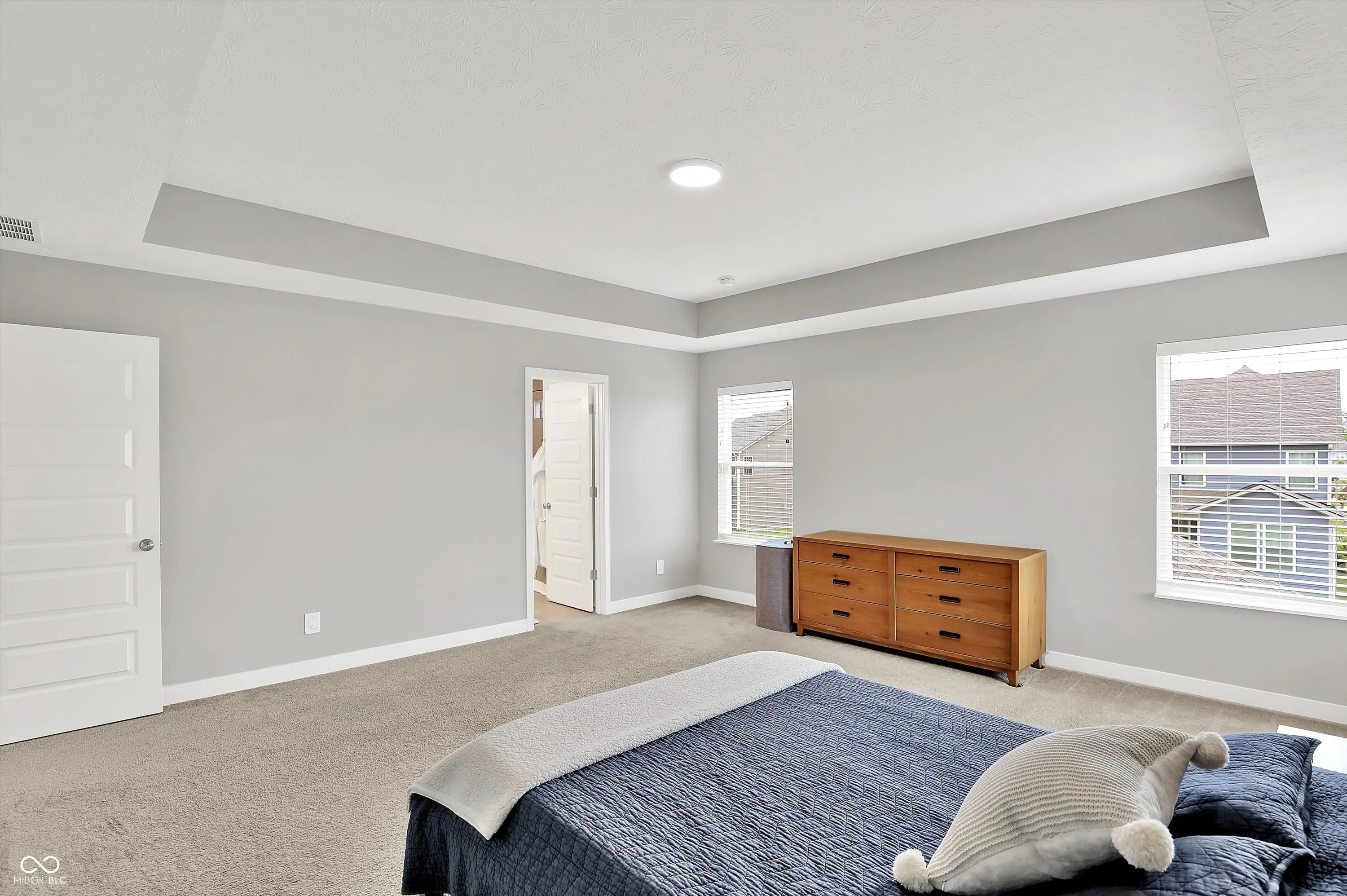 Fortville, Indiana 46040, United States, 6 Bedrooms Bedrooms, ,5 BathroomsBathrooms,Residential,Active,136985