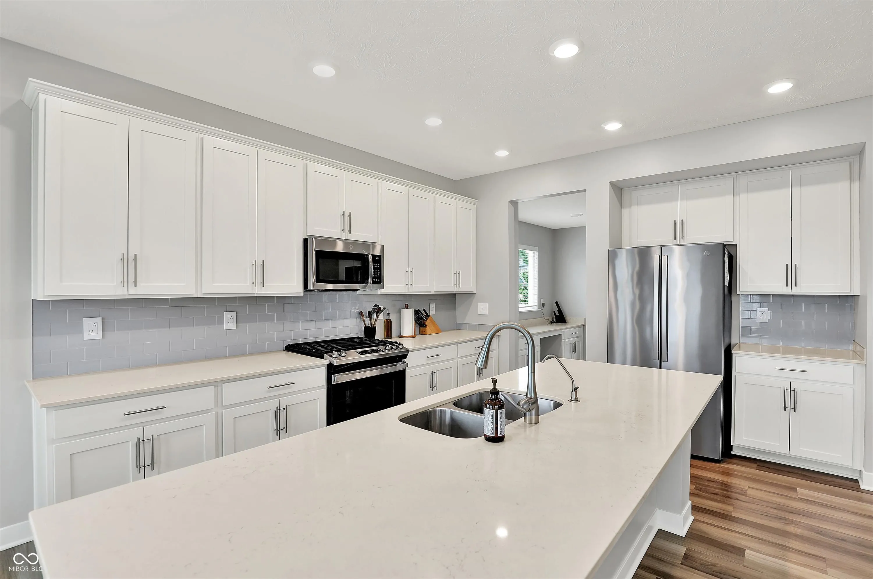 Fortville, Indiana 46040, United States, 6 Bedrooms Bedrooms, ,5 BathroomsBathrooms,Residential,Active,136985