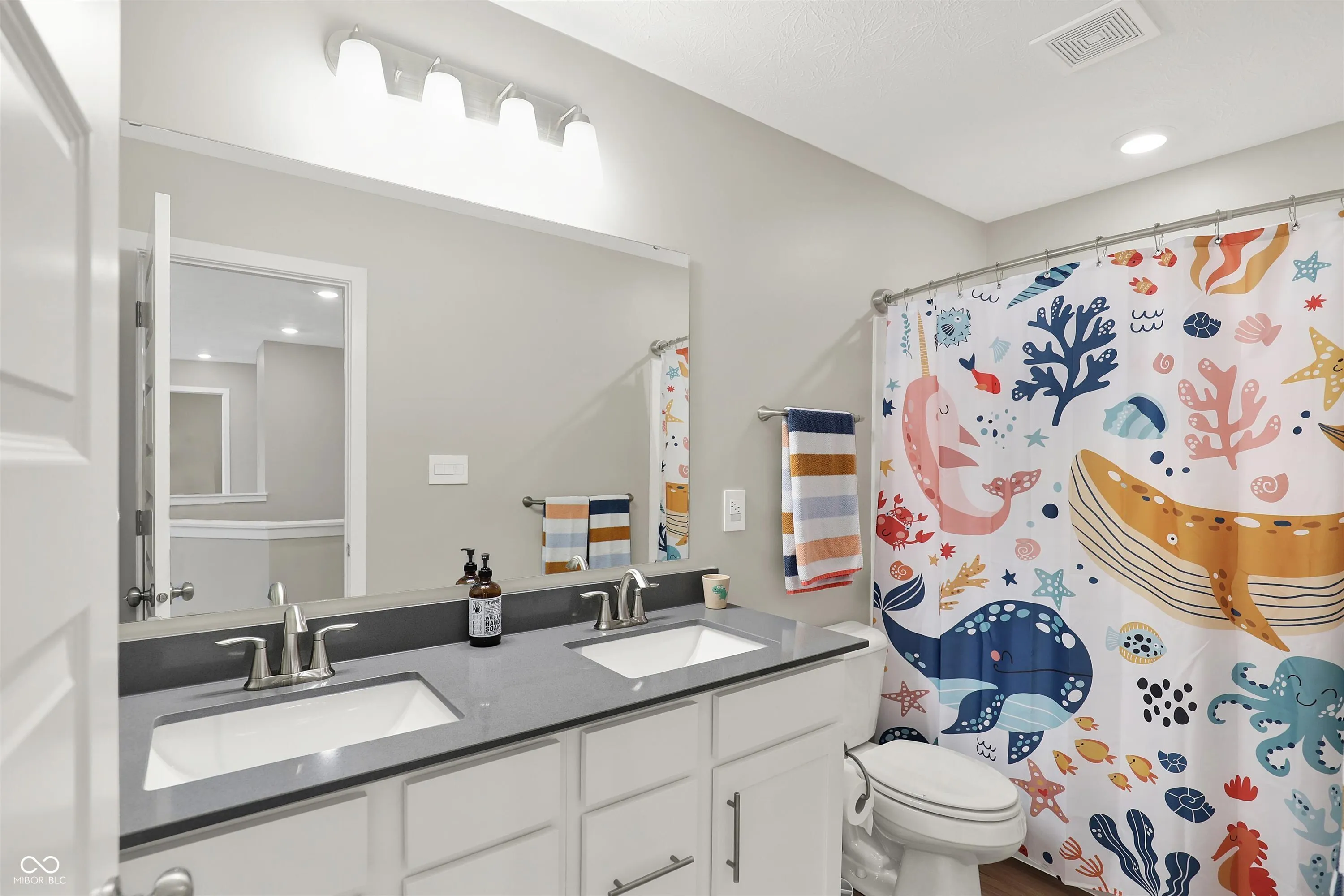 Fortville, Indiana 46040, United States, 6 Bedrooms Bedrooms, ,5 BathroomsBathrooms,Residential,Active,136985