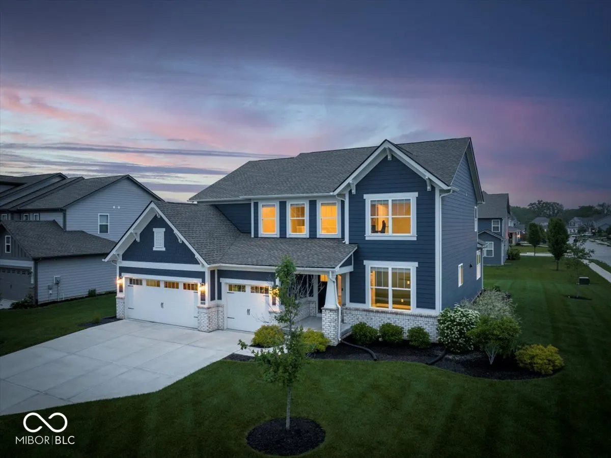 Fortville, Indiana 46040, United States, 6 Bedrooms Bedrooms, ,5 BathroomsBathrooms,Residential,Active,136985