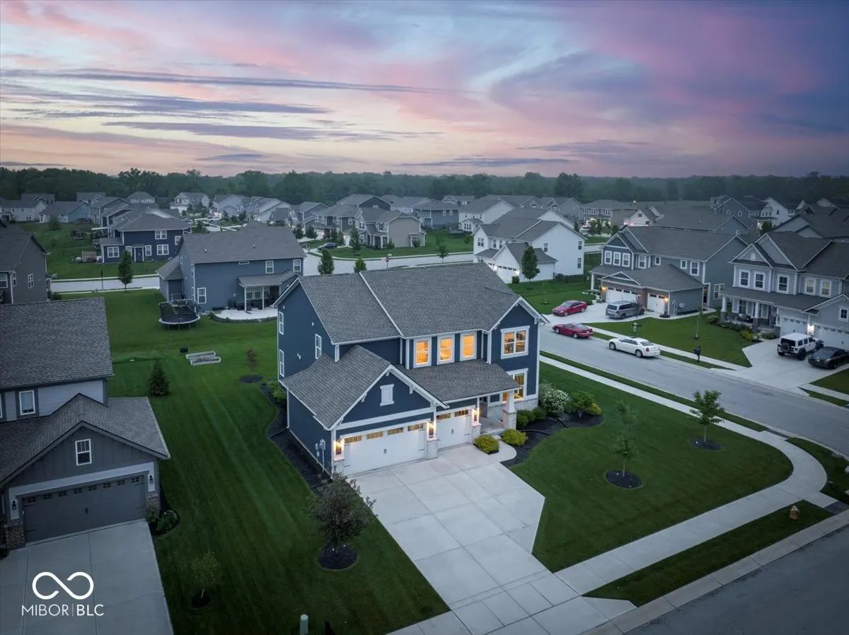 Fortville, Indiana 46040, United States, 6 Bedrooms Bedrooms, ,5 BathroomsBathrooms,Residential,Active,136985