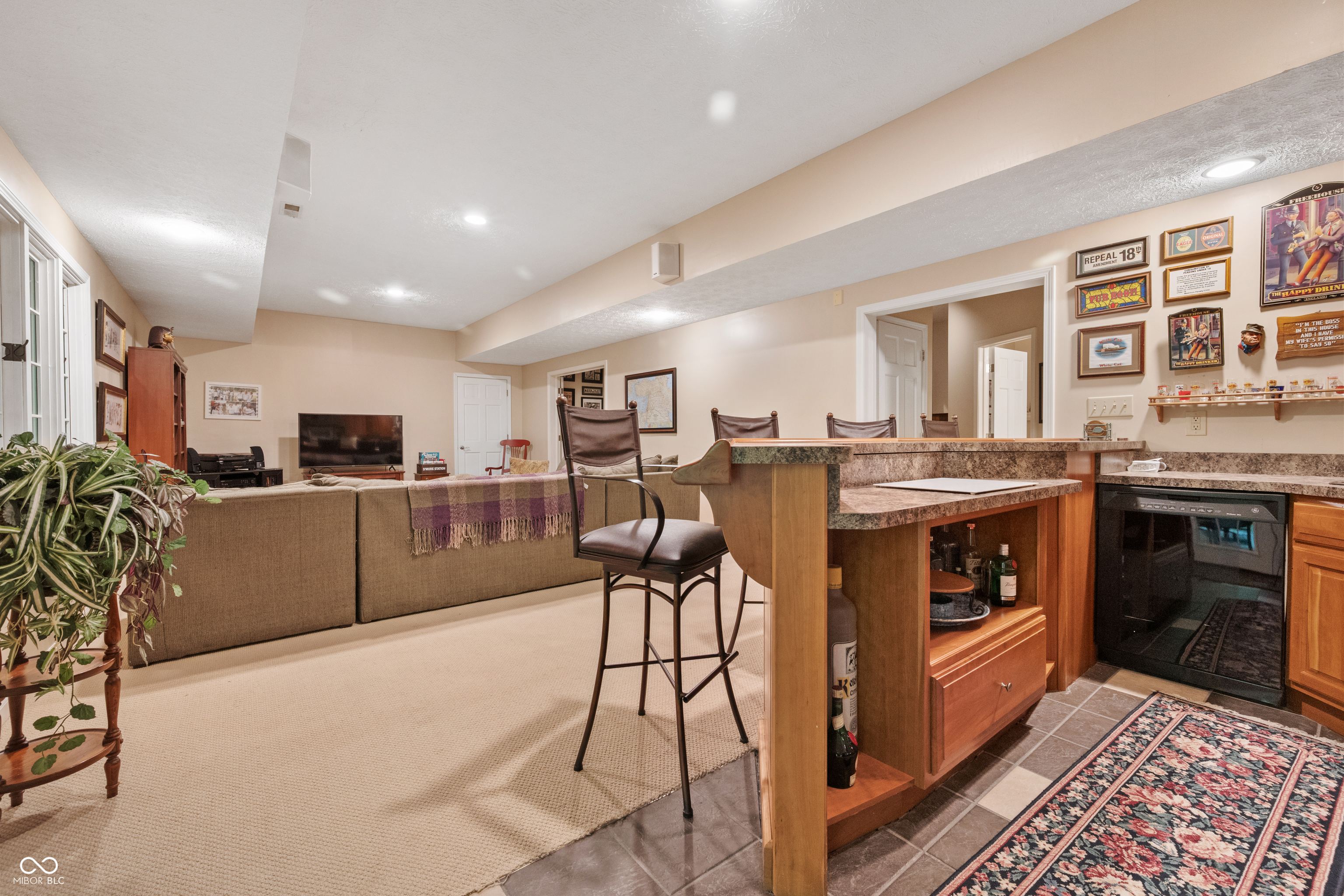 9838 Gulfstream Court