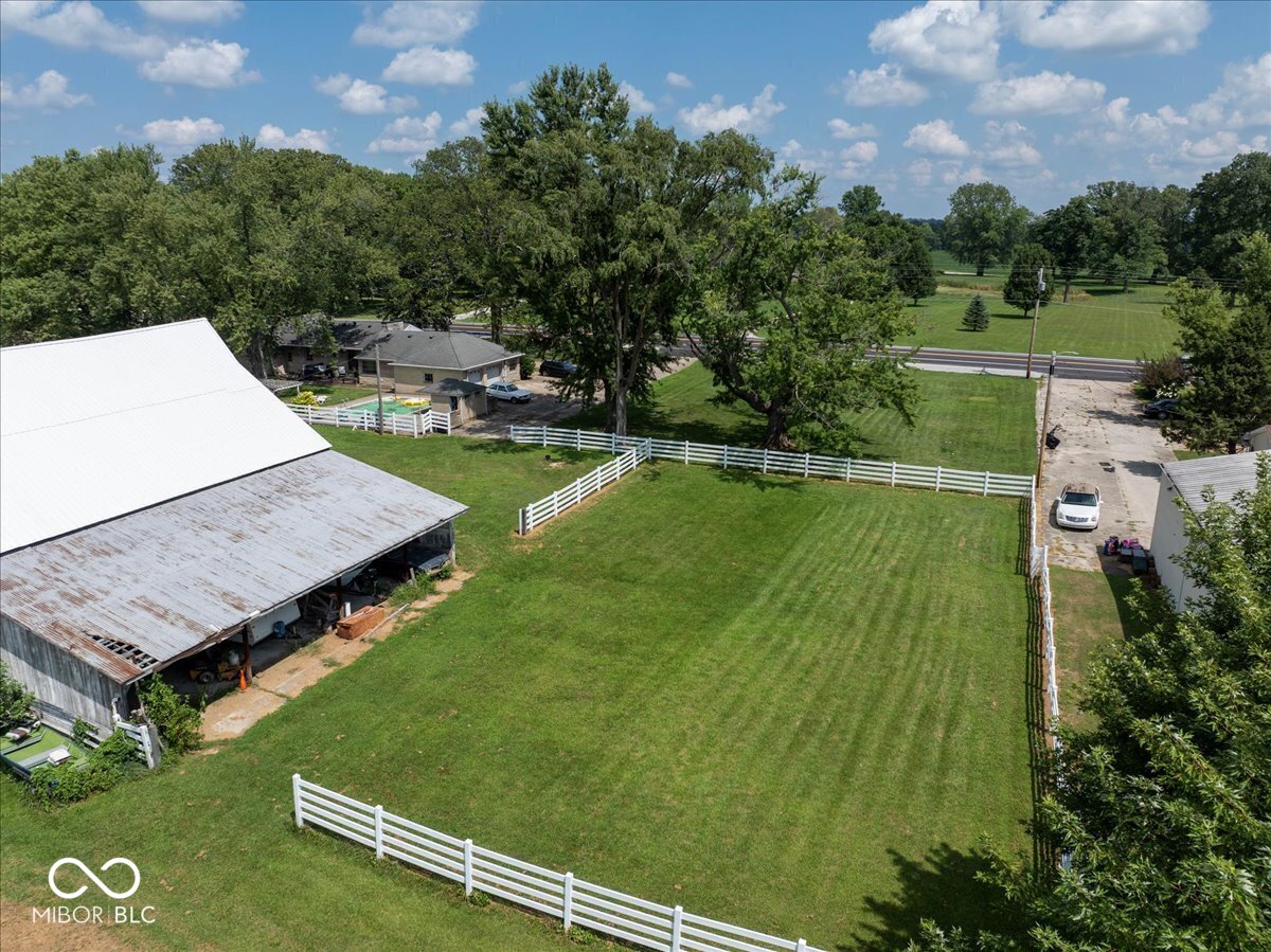 3696 N State Road 9