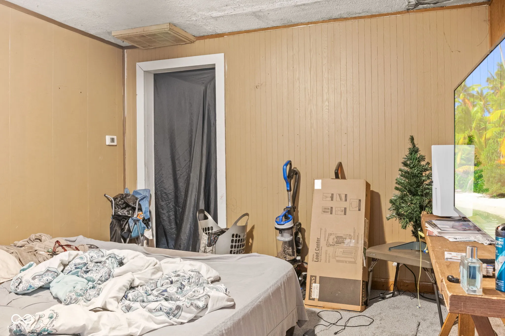 Indianapolis, Indiana 46241, United States, 2 Bedrooms Bedrooms, ,1 BathroomBathrooms,Residential,Pending,31463