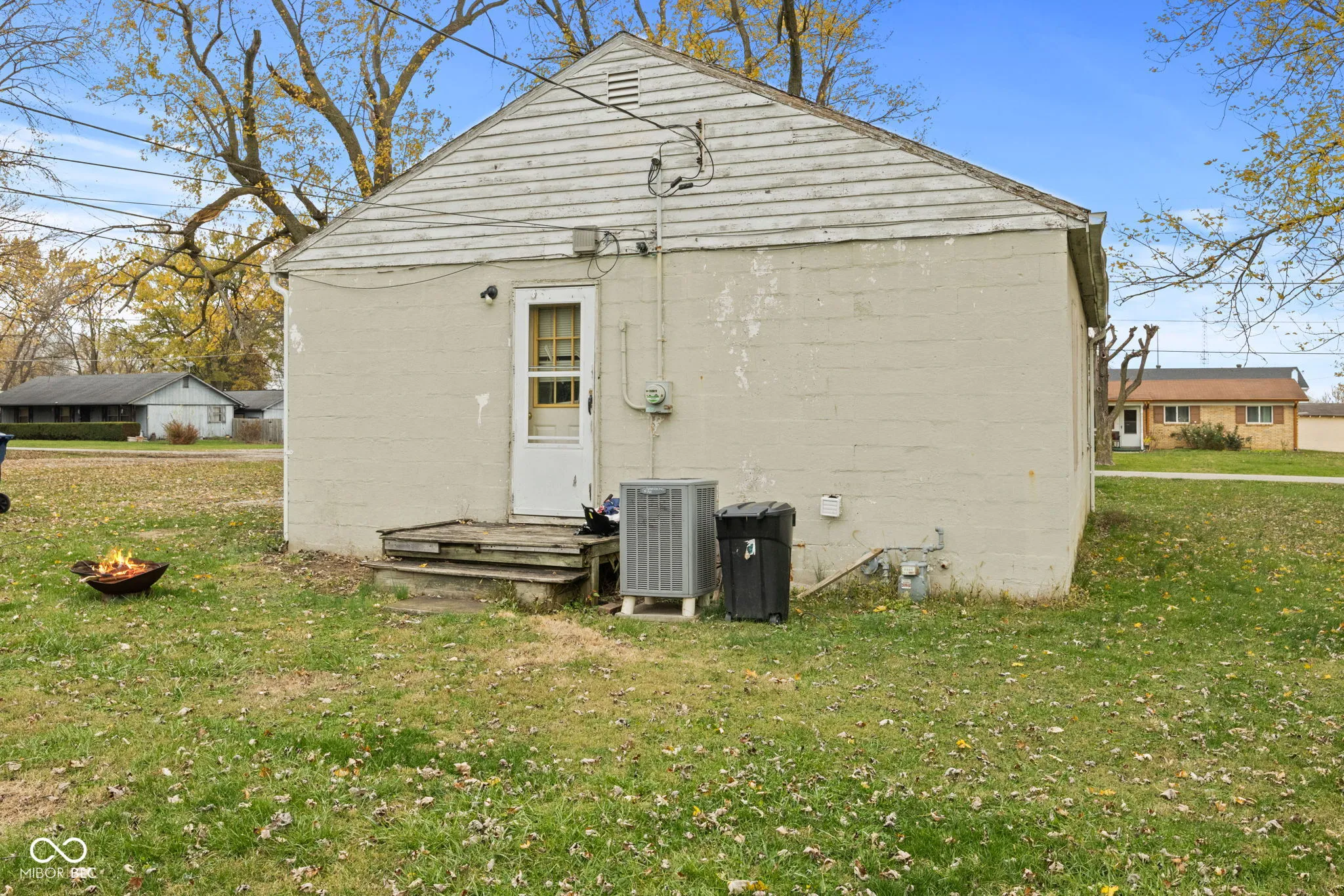 Indianapolis, Indiana 46241, United States, 2 Bedrooms Bedrooms, ,1 BathroomBathrooms,Residential,Pending,31463