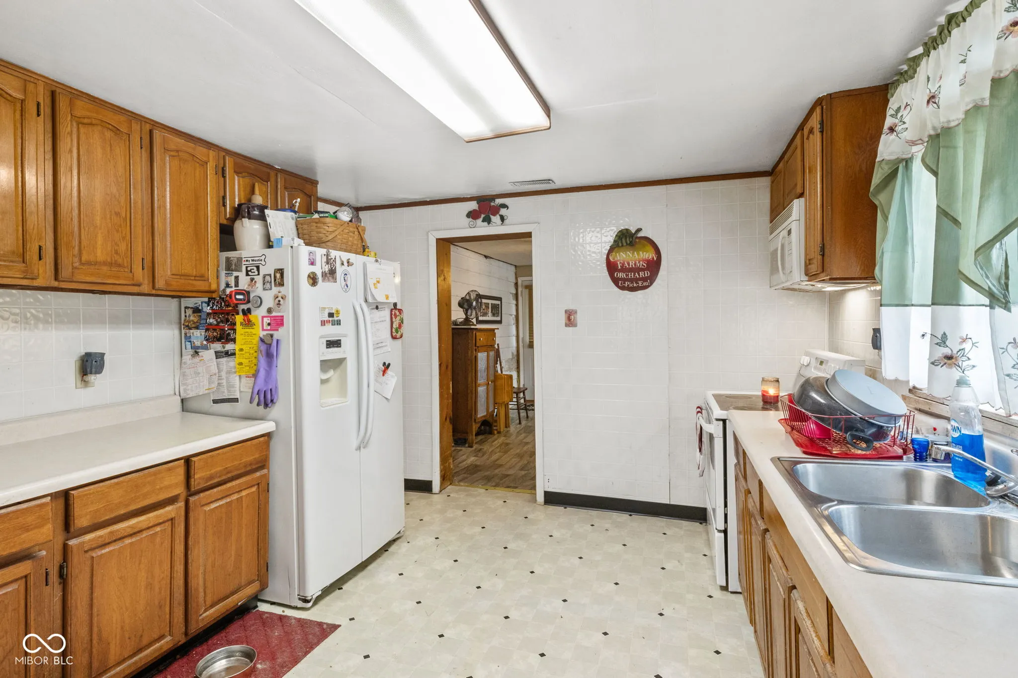 Indianapolis, Indiana 46241, United States, 2 Bedrooms Bedrooms, ,1 BathroomBathrooms,Residential,Pending,31463