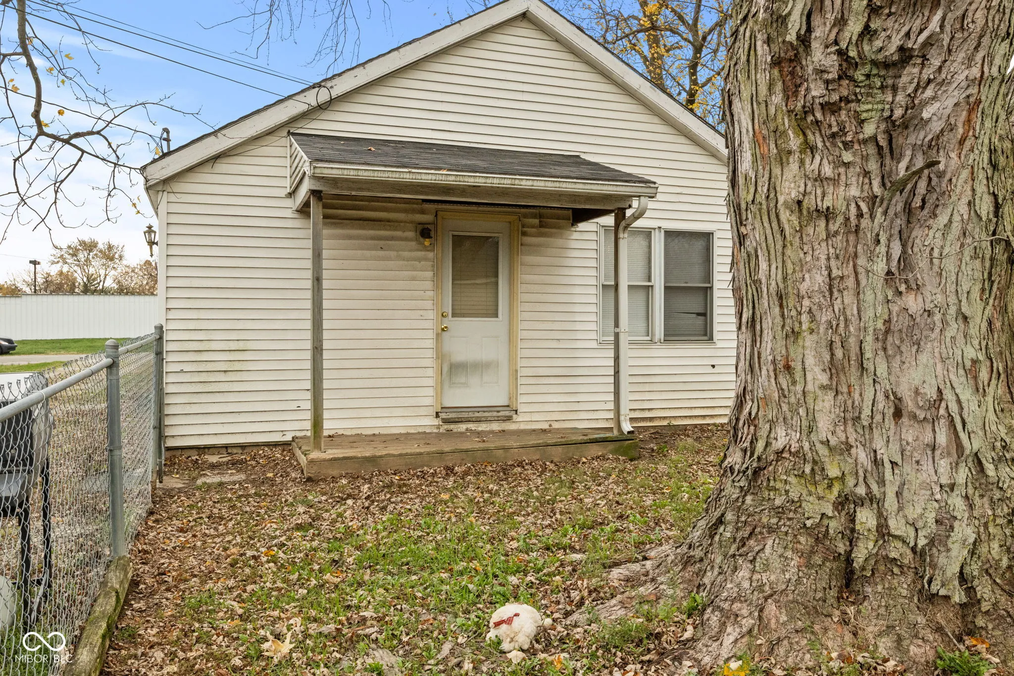 Indianapolis, Indiana 46241, United States, 2 Bedrooms Bedrooms, ,1 BathroomBathrooms,Residential,Pending,31463