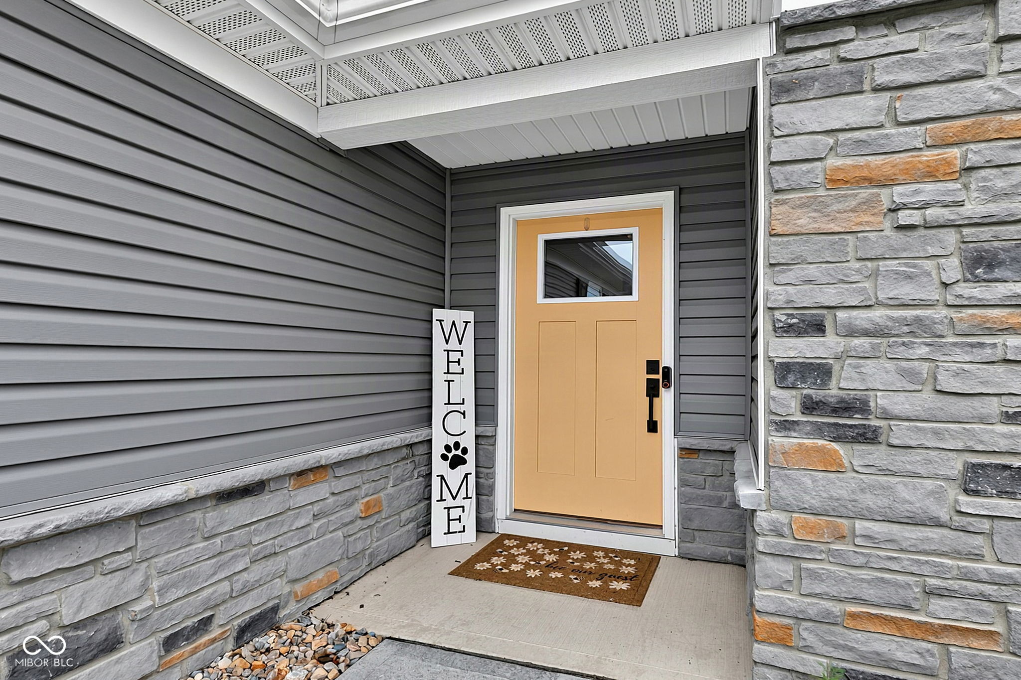 2733 Green Valley Drive