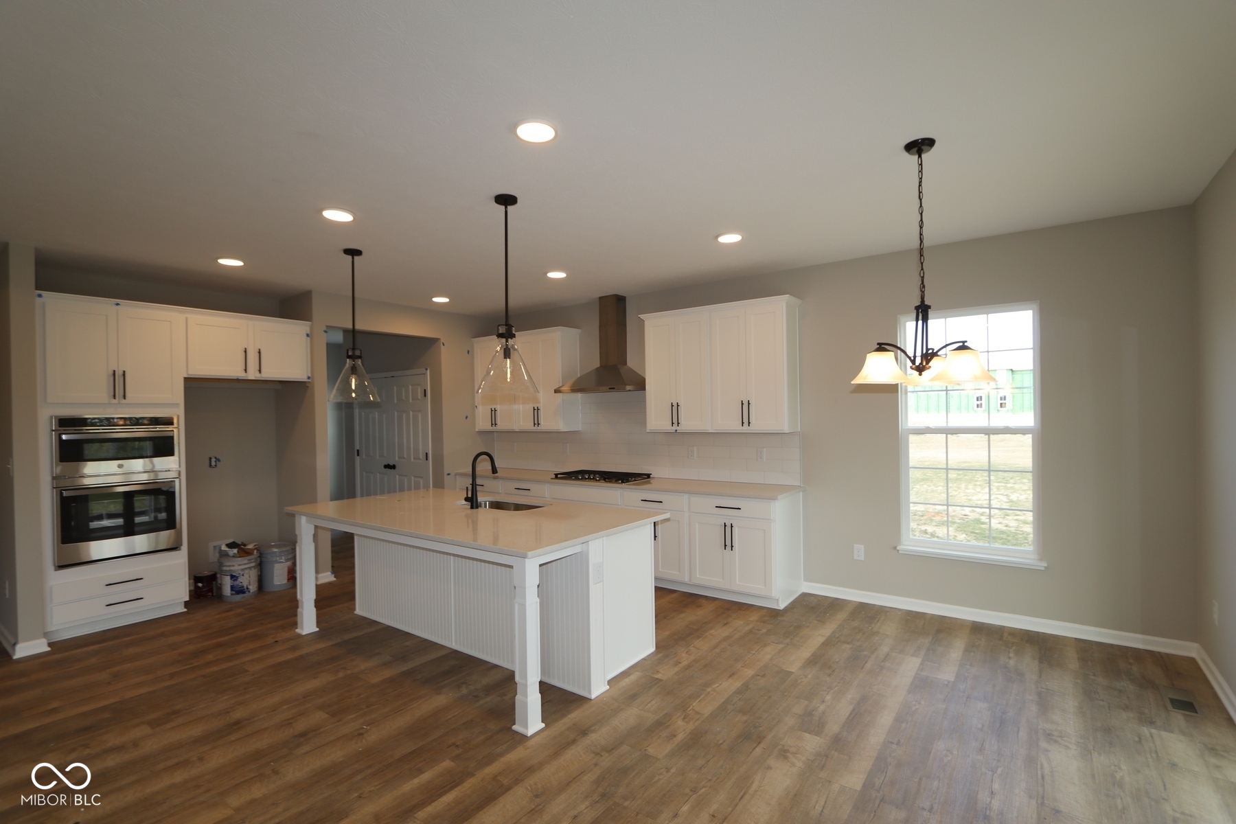 9095 Ambassador Street