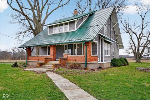 Photo of 11315 E 300 N, Sheridan, IN 46069 (MLS # 22091331)