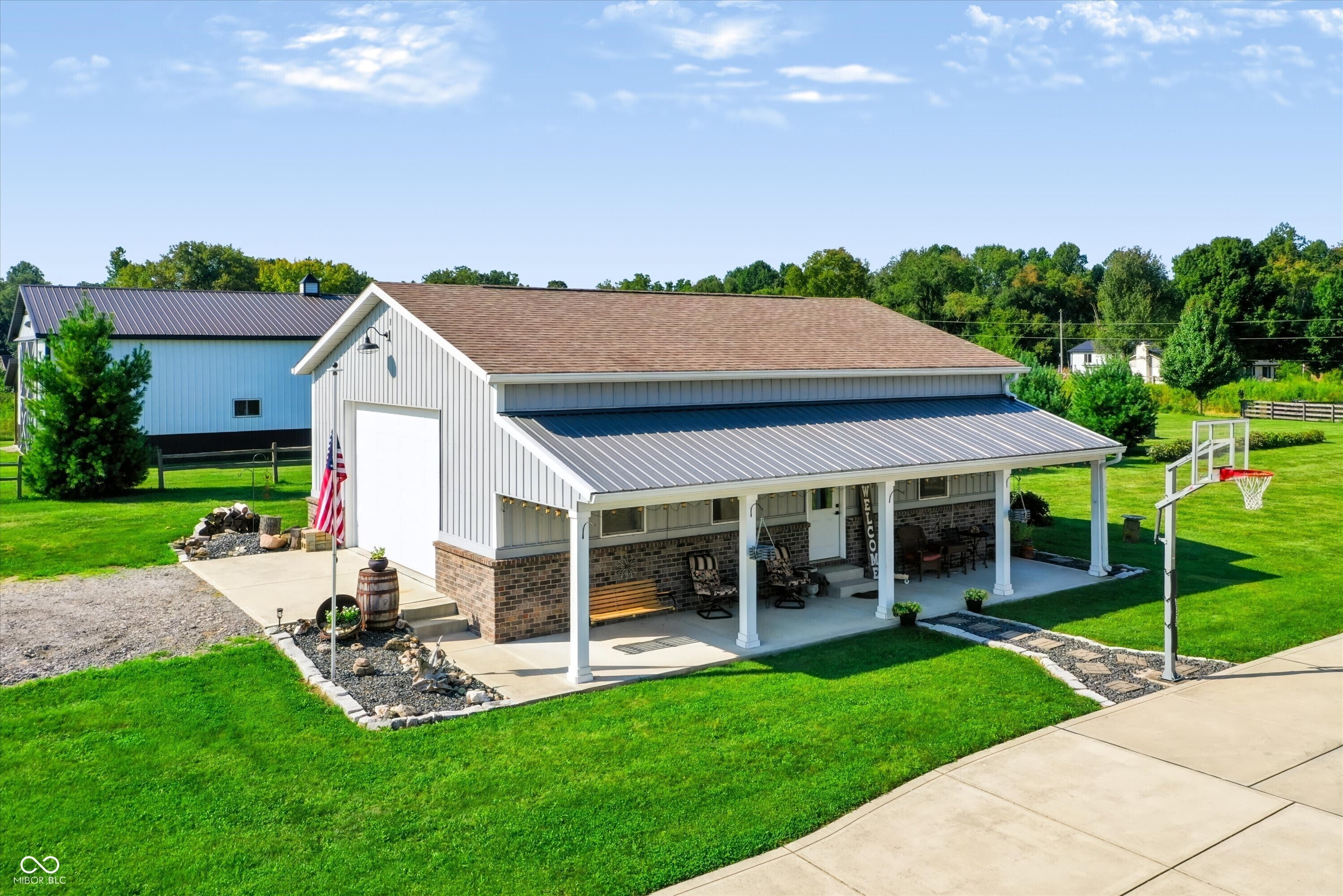 6767 State Road 144