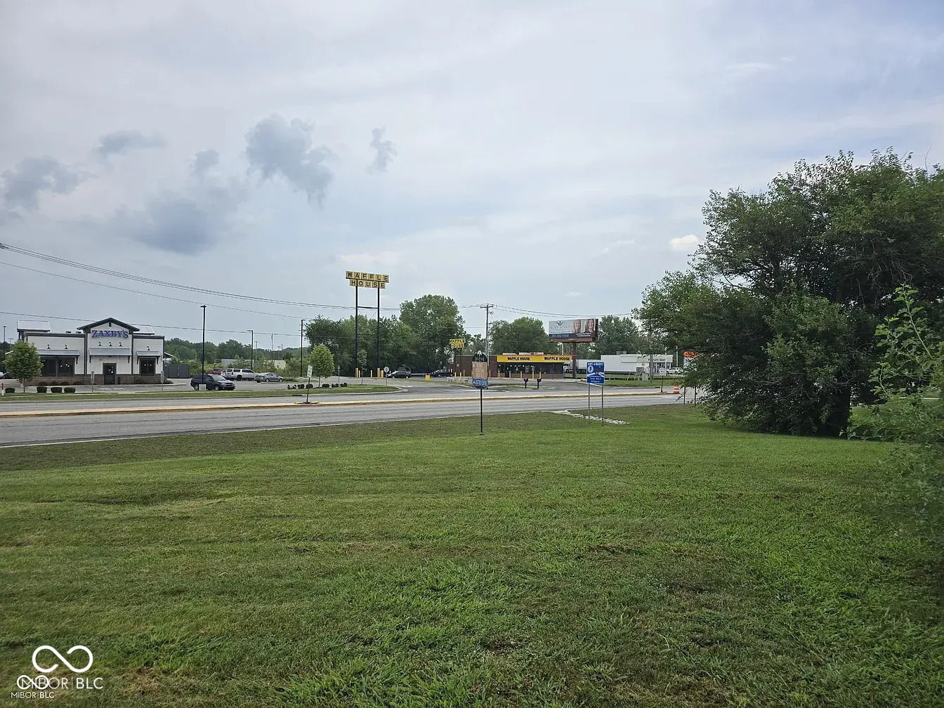 13 W Rampart Road