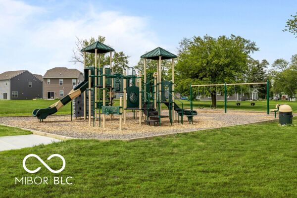 5103 Triple Crown Way