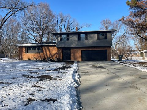 Photo of 5220 E 46th Street, Indianapolis, IN 46226 (MLS # 22075985)