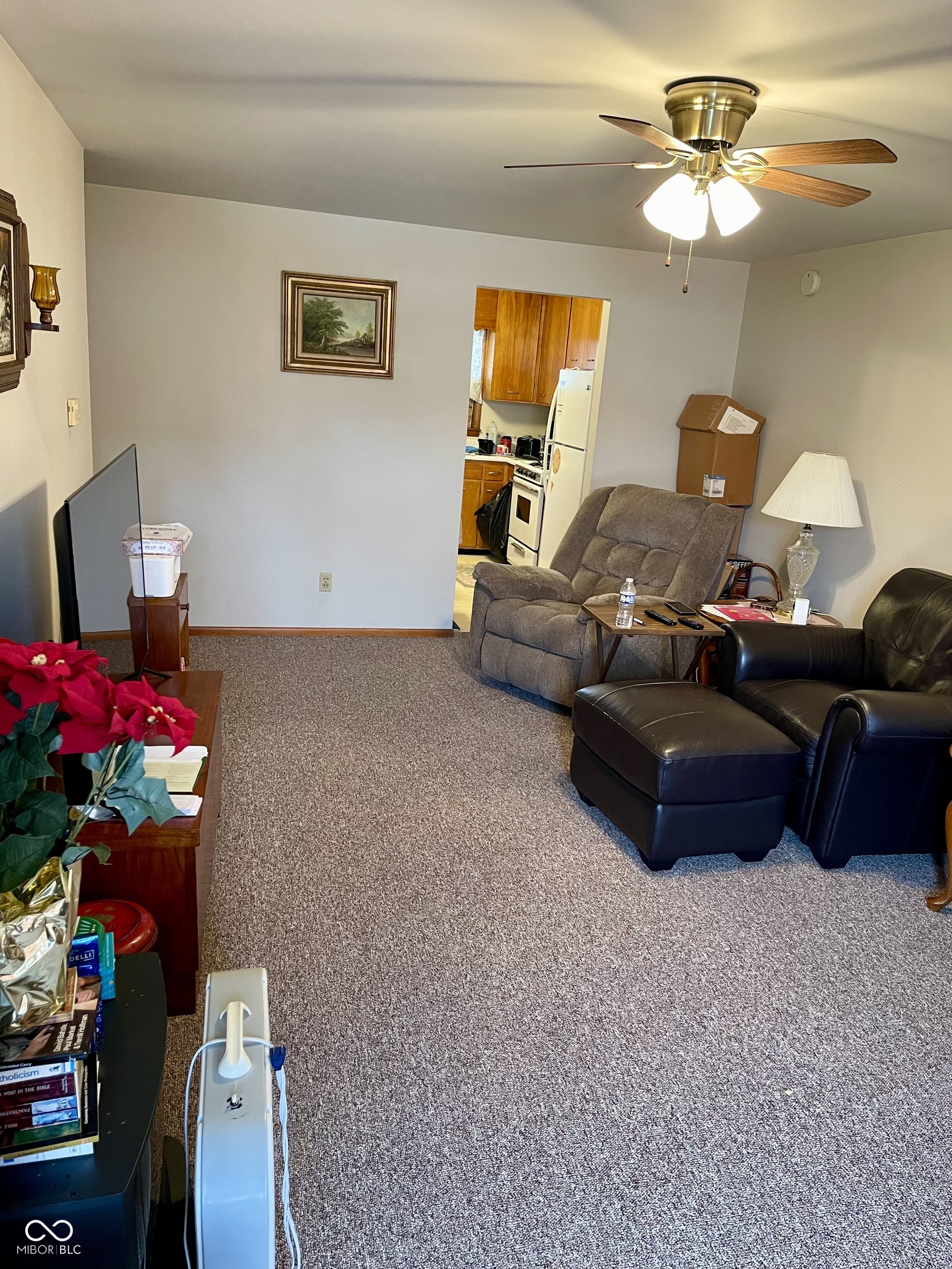 859-869 E Jackson Street